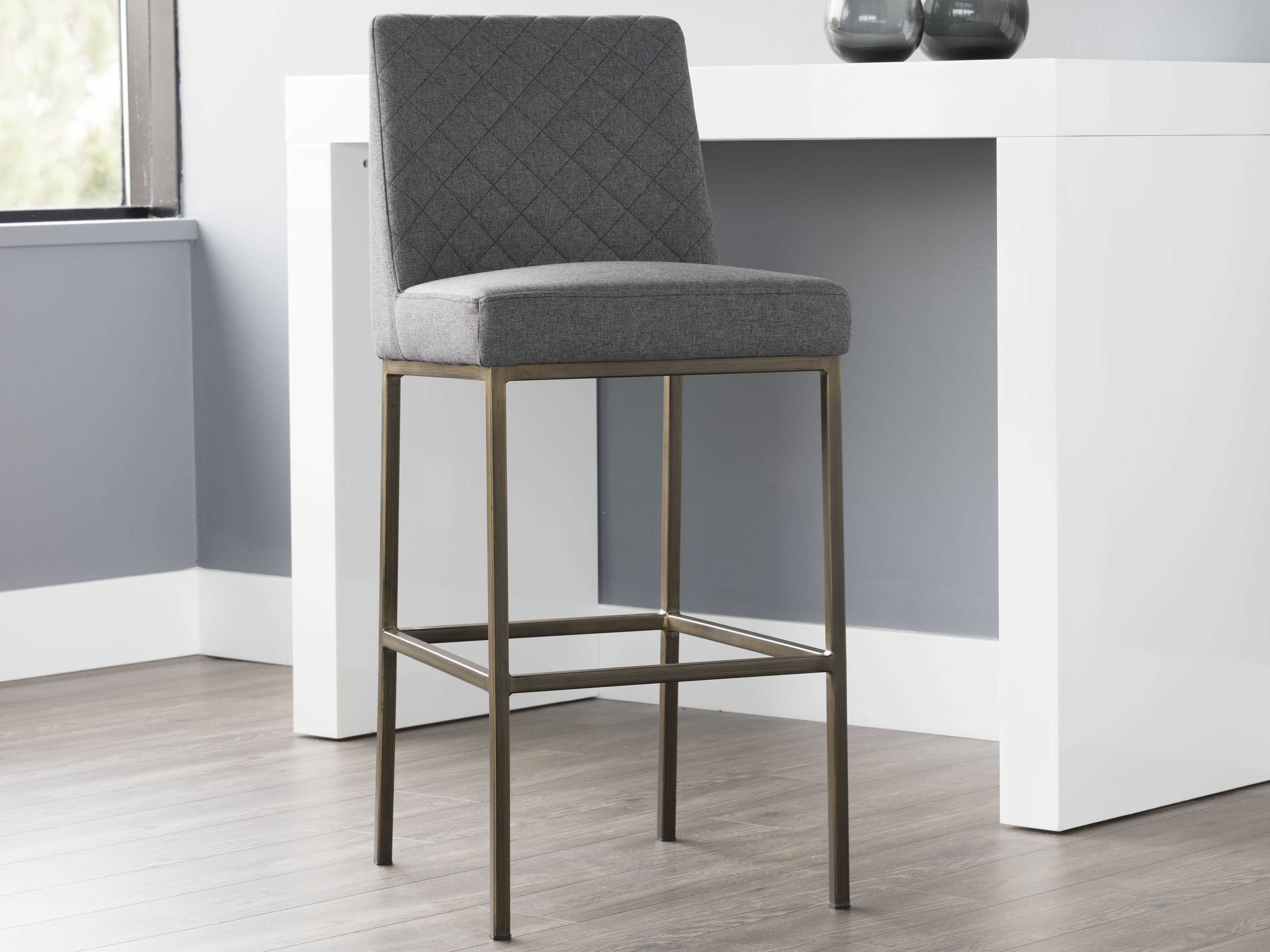 Sunpan 5west Leighland Upholstered Bar Stool | SPN102819