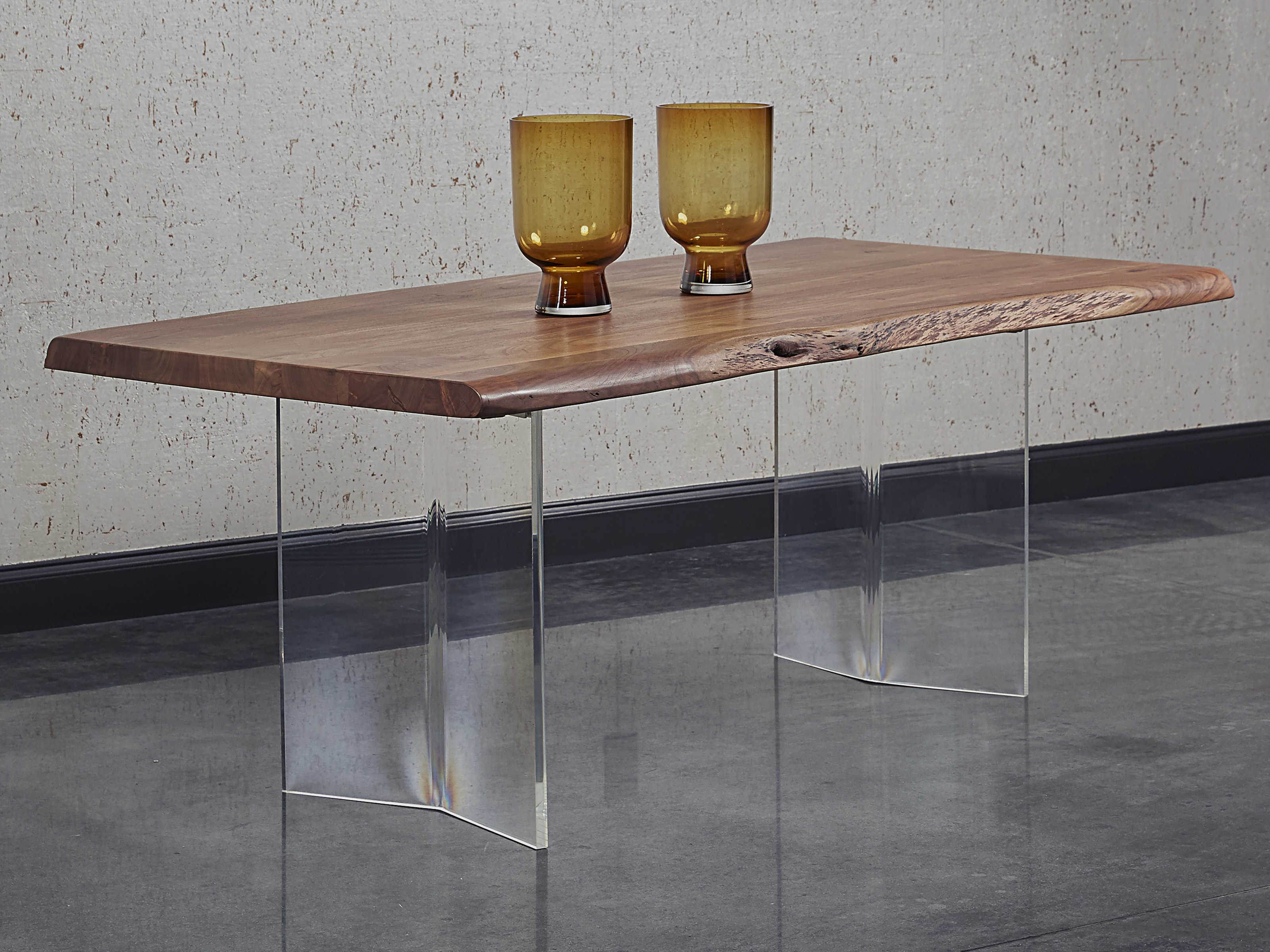 sunpan dining room tables