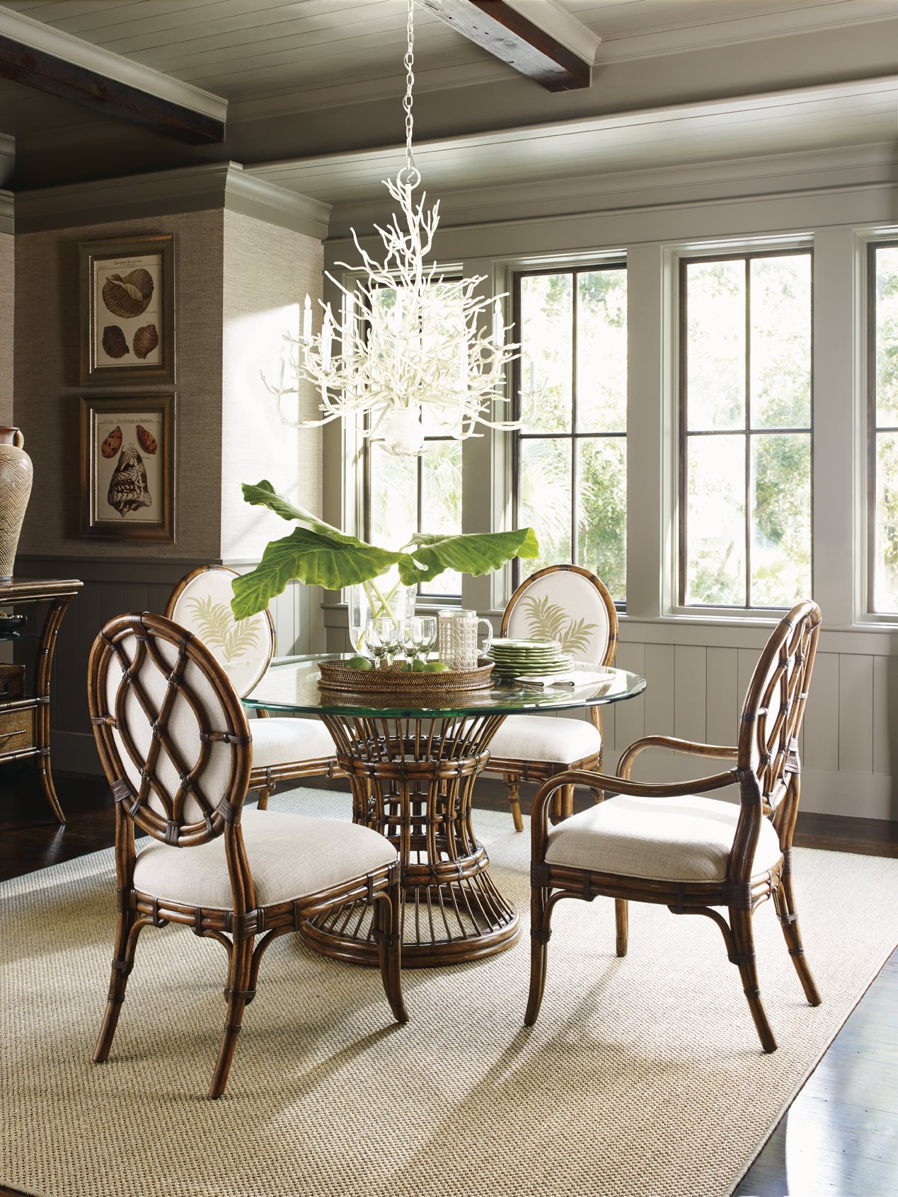 Tommy Bahama Bali Hai 593 875 Latitude 36 Round Dining Table