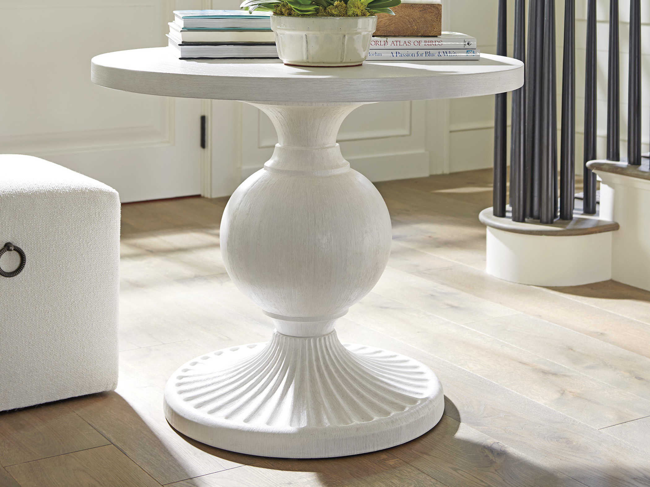 Tommy Bahama Ocean Breeze 36 Wide, Round Pedestal Entrance Table