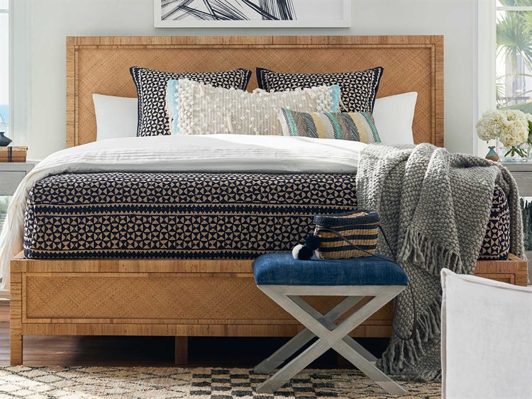 Universal Furniture Coastal Living Split Rattan And Raffia Queen