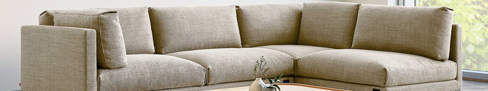 Gus* Modern Furniture Banner